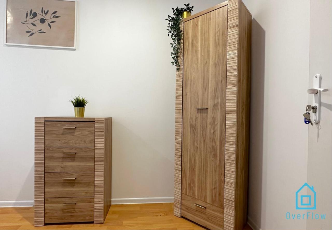 Leaf Room - 20 Minutes To Gdansk Old Town & Seaside Luaran gambar