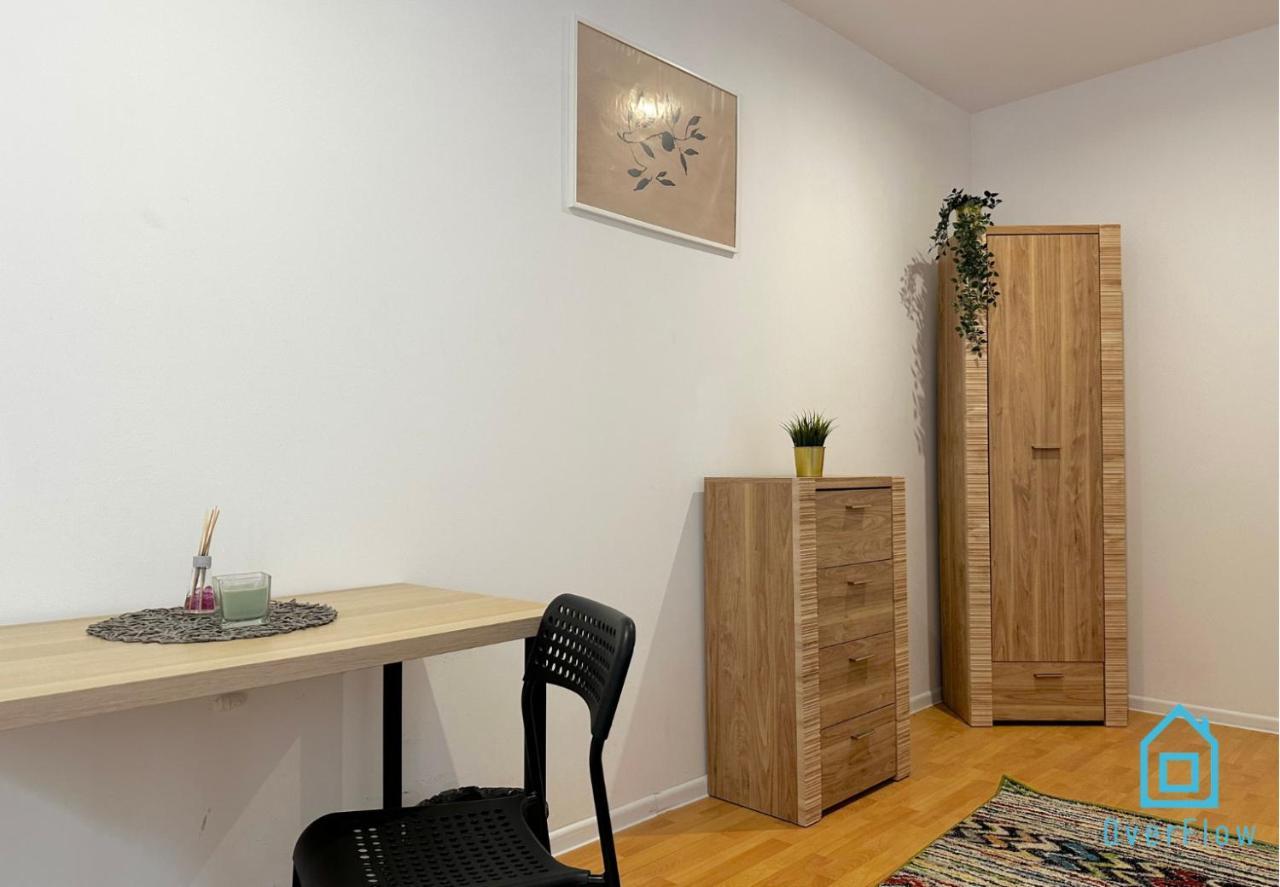 Leaf Room - 20 Minutes To Gdansk Old Town & Seaside Luaran gambar